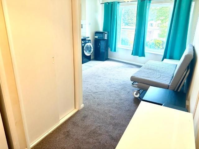 Studio for rent in Westwood Park, City Of Southampton