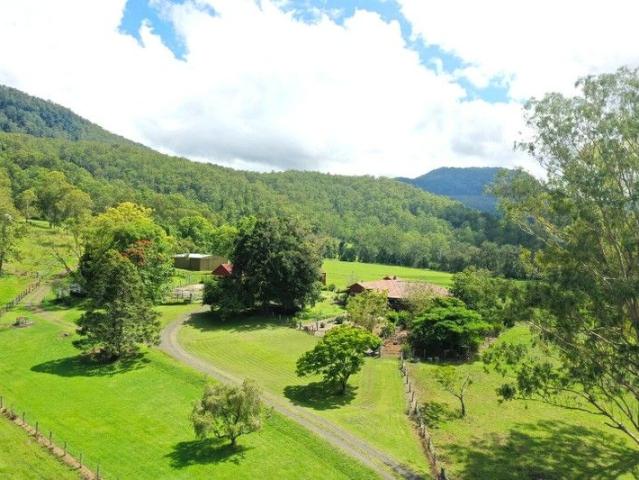 Cottage for sale in Lynchs Creek, New South Wales