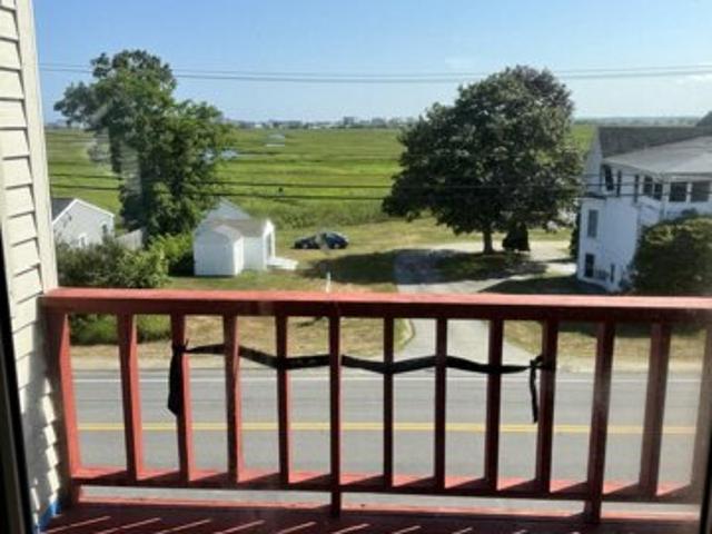 Condo for sale in Hampton