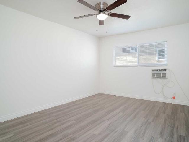 Apartment for rent in Canoga Park, California