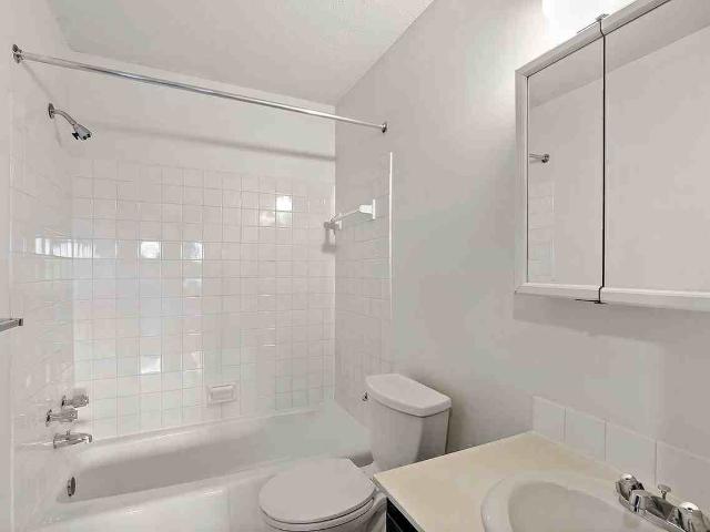 Apartment for rent in Hennepin, Minnesota