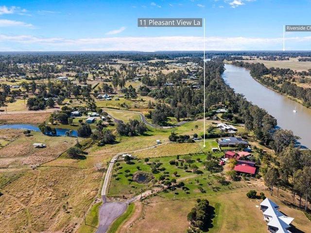 Cottage for sale in Yengarie, Queensland