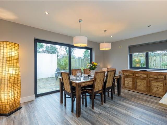 Detached House for sale in Loch Garman, North Tipperary