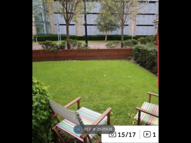 Apartment for rent in Salford Quays, Salford