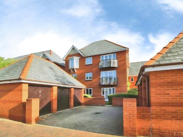Apartment for rent in Salford Quays, Salford