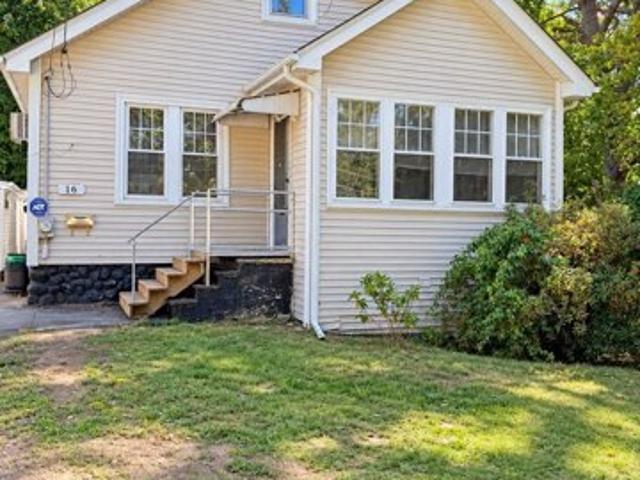 House for sale in Quinsigamond Village, Worcester