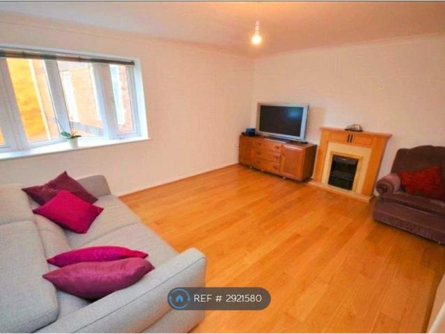 Apartment for rent in Dee Park, Reading