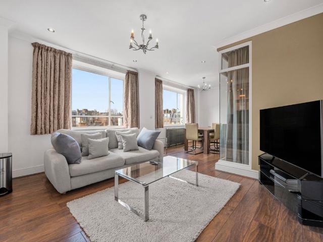 Apartment for rent in East Marylebone, Greater London