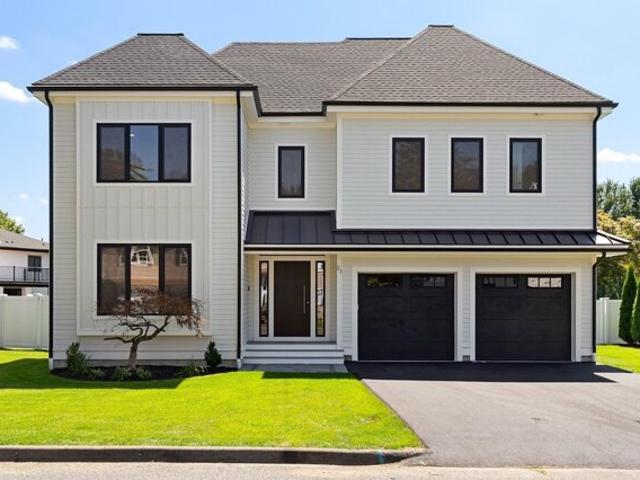 House for sale in Olin Woods, Needham