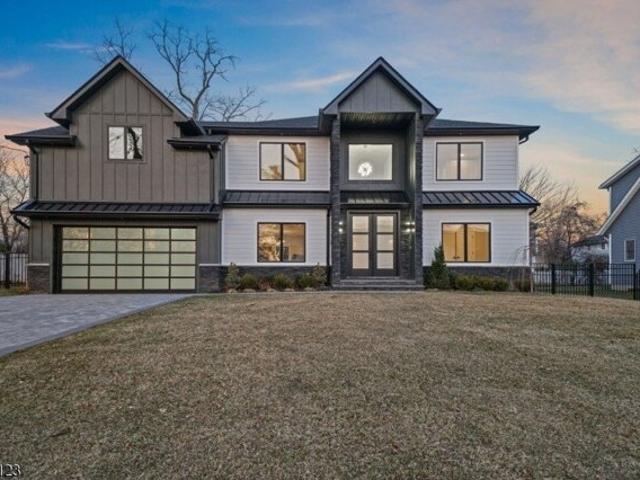 House for sale in Glen Rock