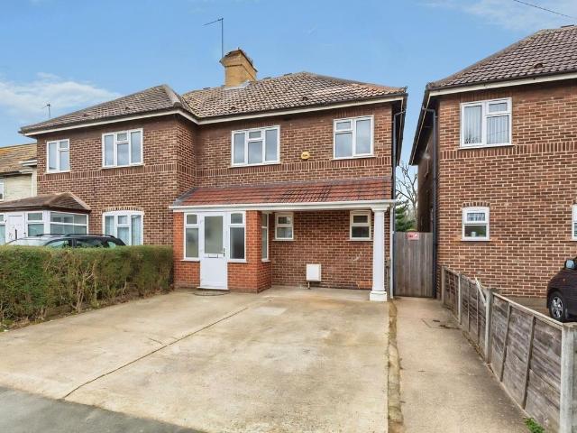 House for rent in London Borough of Hounslow, Hanworth