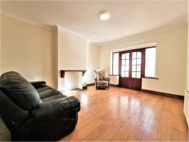 House for rent in London Borough of Hounslow, Hanworth