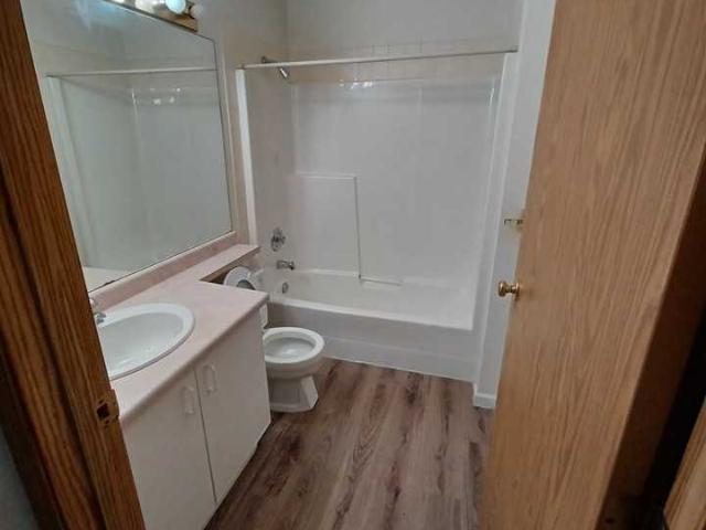 Apartment for rent in Surrey, British Columbia