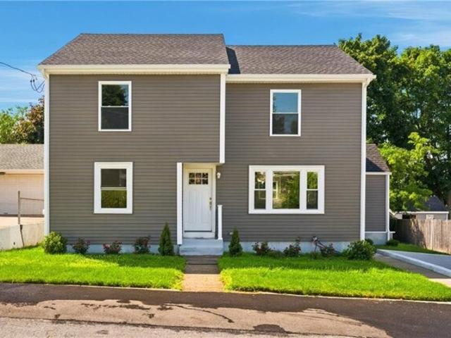 House for sale in Cumberland, Rhode Island