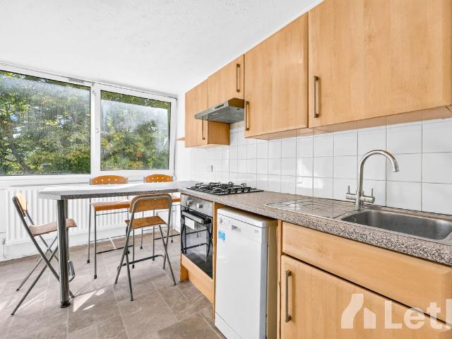 Apartment for rent in Battersea, Greater London
