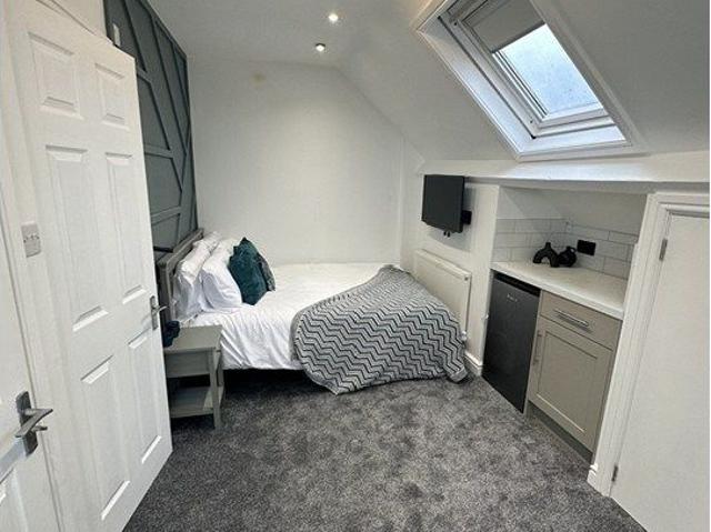 Room for rent in Burrow's Bush, Wellingborough