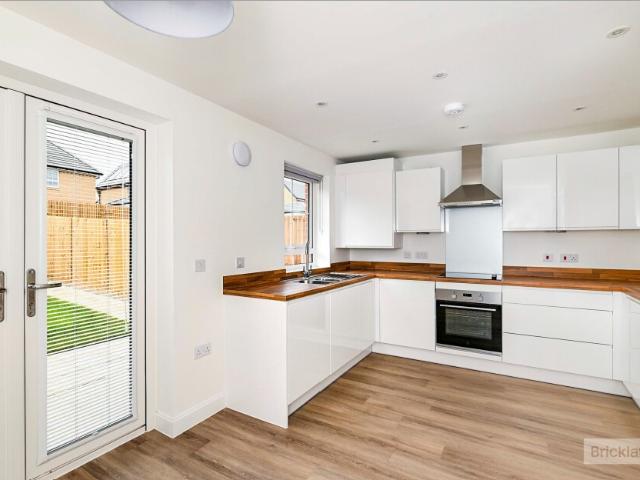 Apartment for rent in Chalkwell, Oad Street