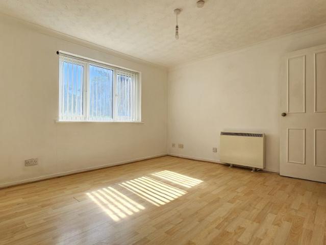 Studio for rent in Worcester Park Estate, Monks Orchard