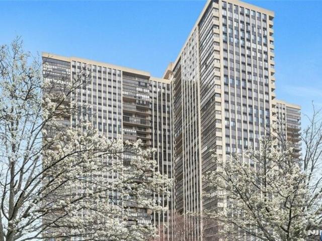 Condo for sale in Cliffside Park