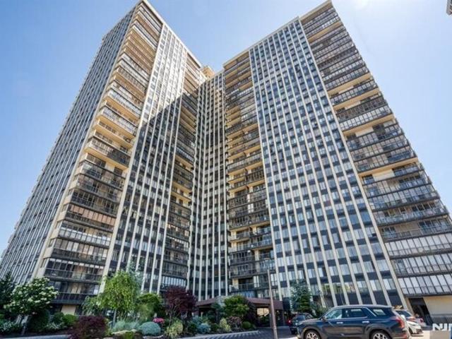 Condo for sale in Cliffside Park