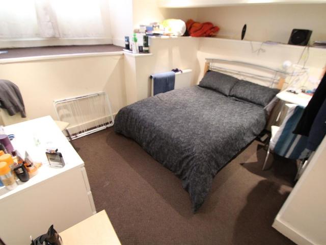 House for rent in Beckett Park, Headingley