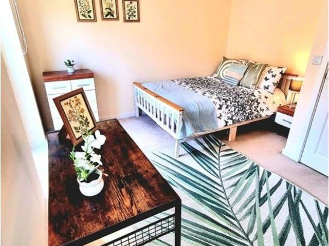 Room for rent in Epsom, Surrey