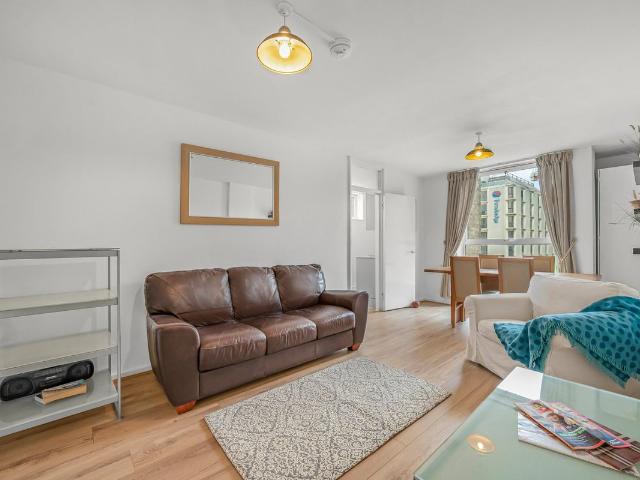 House for rent in Seven Dials, Bloomsbury
