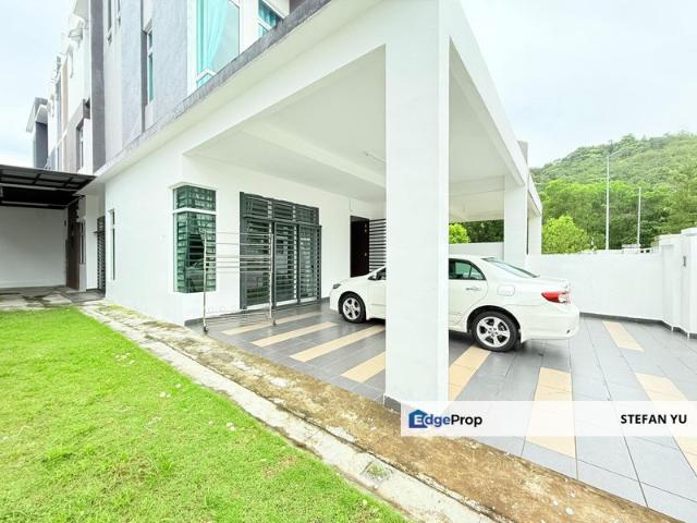 House for sale in Pulai, Bukit Ledang