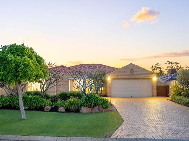 House for sale in Winthrop, Western Australia