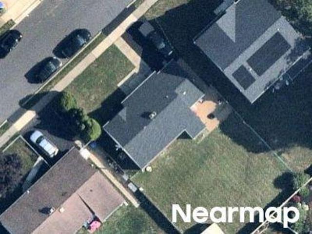 House for sale in Edison, New Jersey