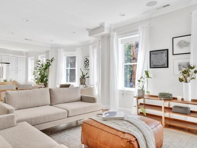 Condo for sale in Aspinwall Hill, Brookline