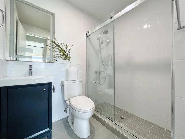 Room for rent in Arverne, New York