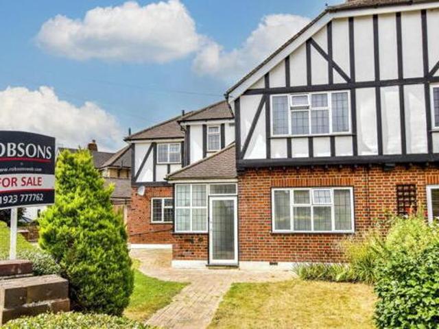 House for sale in Batchworth, Hertfordshire