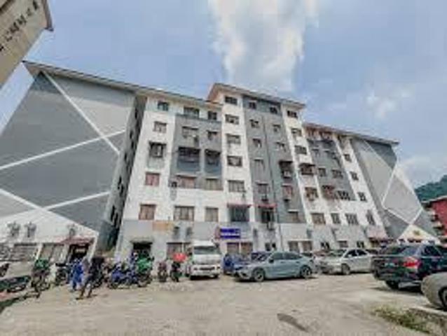Flat for sale in Selayang, Selangor