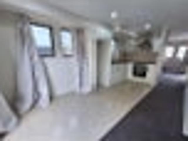 Townhouse for rent in Manurewa