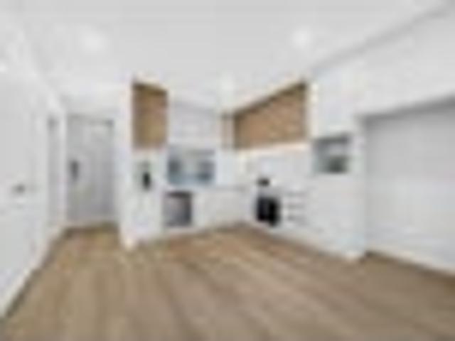 Townhouse for rent in Hillpark, Manurewa