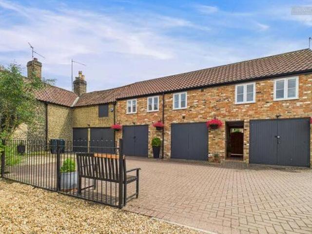 House for sale in Hampton Green, Cambridgeshire