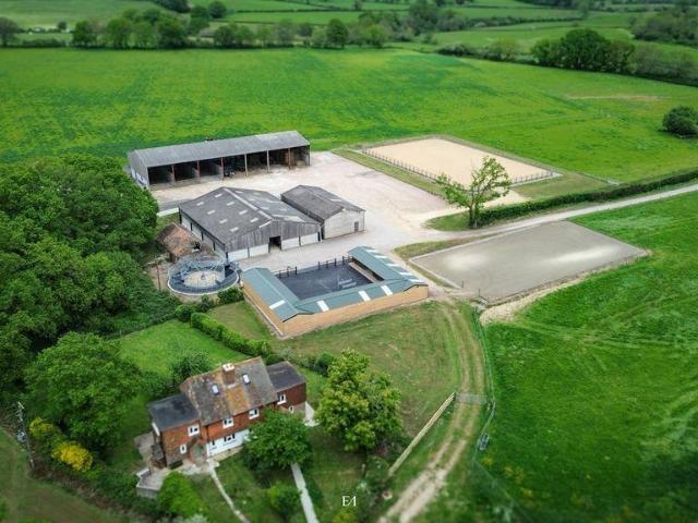 House for rent in Cold Harbour, Littlecote