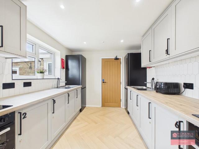 House for rent in Pin Green, Stevenage
