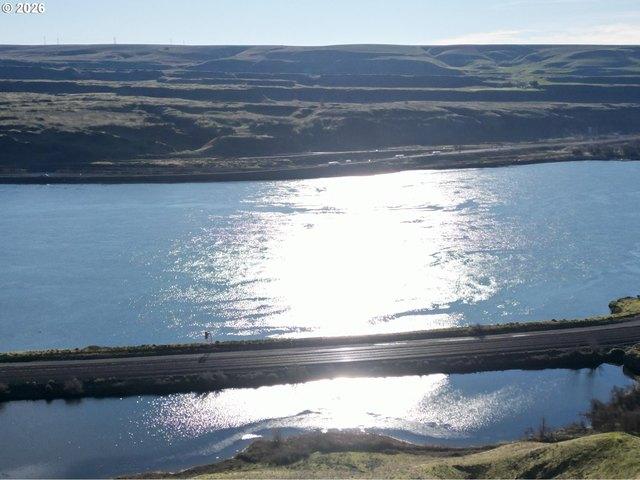Land for sale in Wishram, Washington