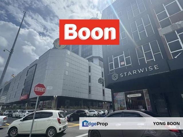Shop for rent in Kuching