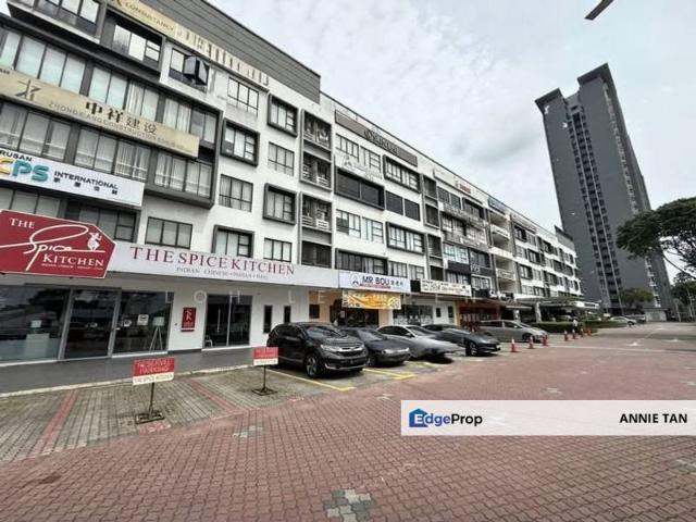 Shop for rent in Bukit Ledang, Johor
