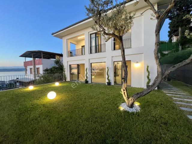Karamürsel, Kocaeli içerisinde satılık Villa