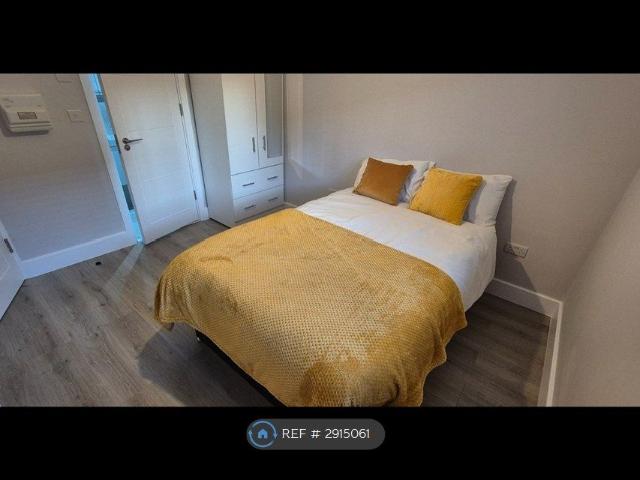 Room for rent in Laindon, Essex