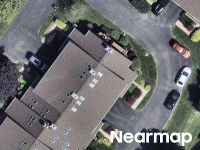 Property for sale in Honey Tree Village, Naperville