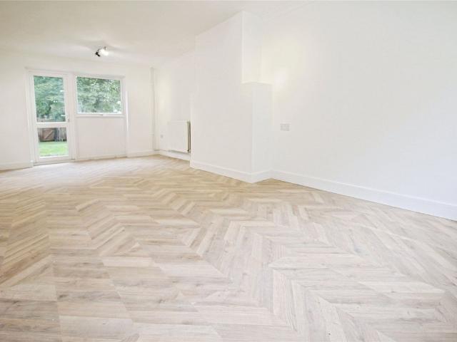 House for rent in Lee Chapel, Essex