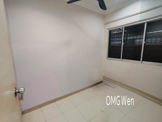 Warehouse for sale in Bandaraya Klang, Klang