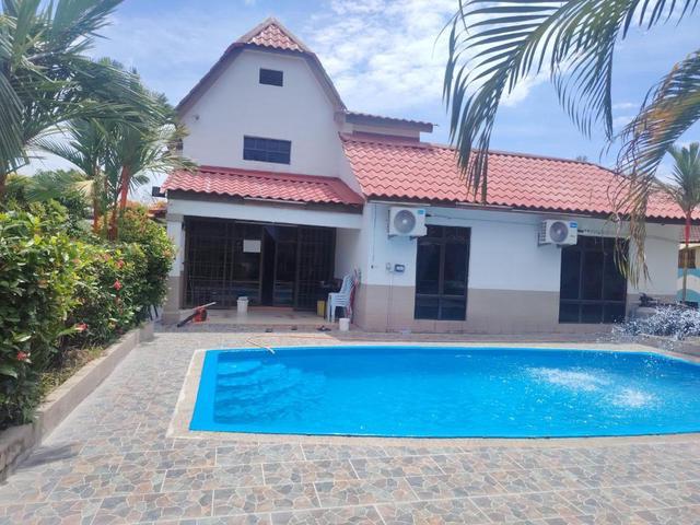 Bungalow for sale in Malaka