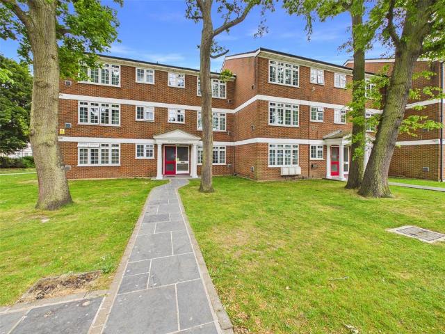 Apartment for rent in London Borough of Hounslow, Greater London
