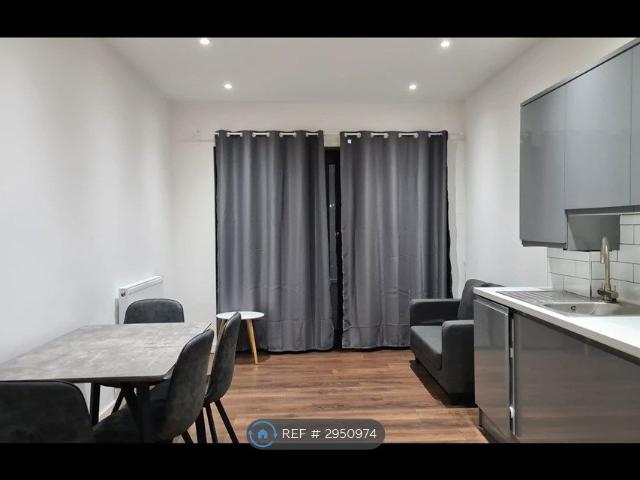 Apartment for rent in London Borough of Ealing, Hanwell
